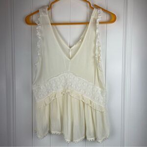 Aeropostale embroidered V-neck tank top